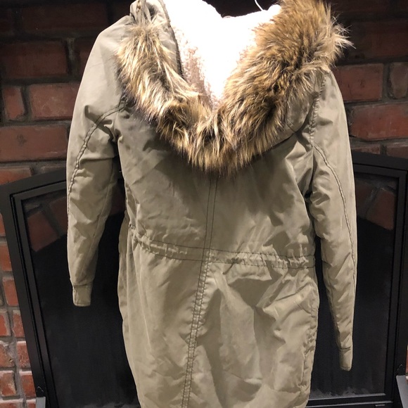 EUC Abercrombie Winter Coat, Small - Picture 4 of 5